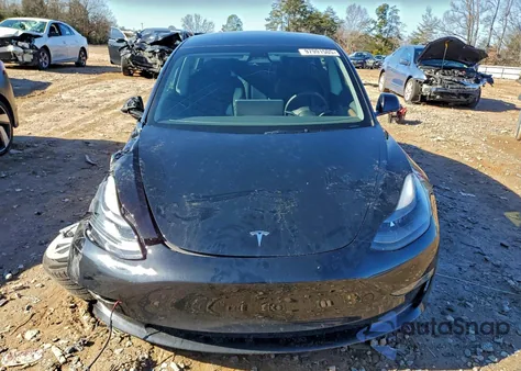 2023 Tesla Model 3 z USA, uszkodzony, nr VIN 5YJ3E1EAXPF615253